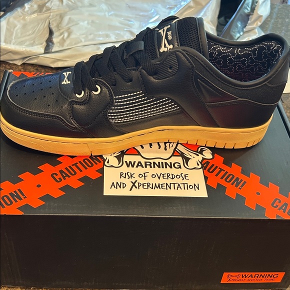 Men's Black Skate-Inspired Sneaker with Gum Sole - Picture 3 of 6